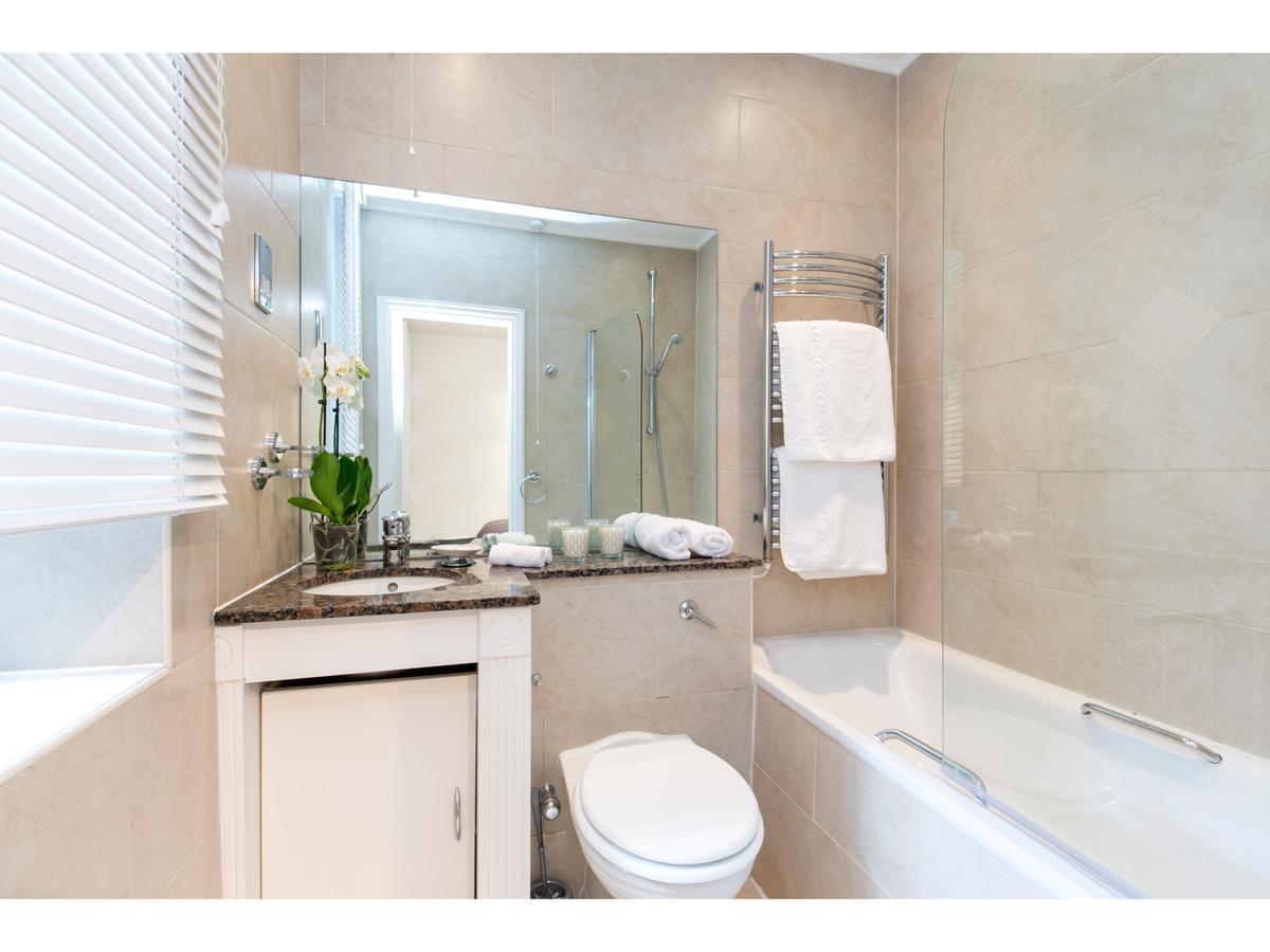 Fitzrovia Serviced Apartments Londen Buitenkant foto