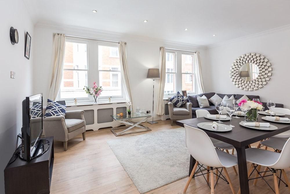 Fitzrovia Serviced Apartments Londen Buitenkant foto