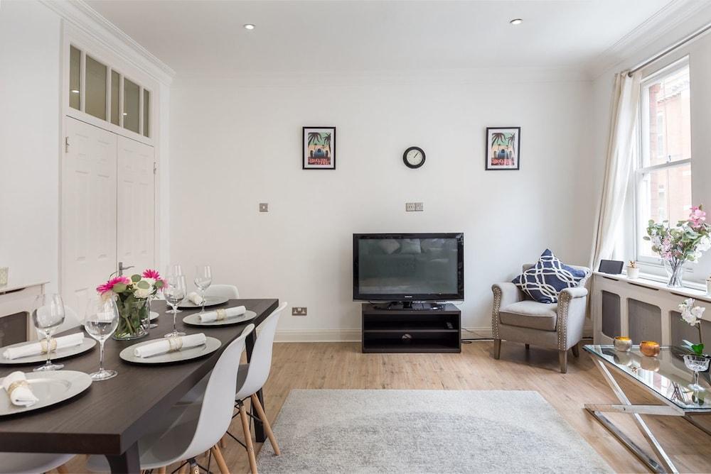 Fitzrovia Serviced Apartments Londen Buitenkant foto